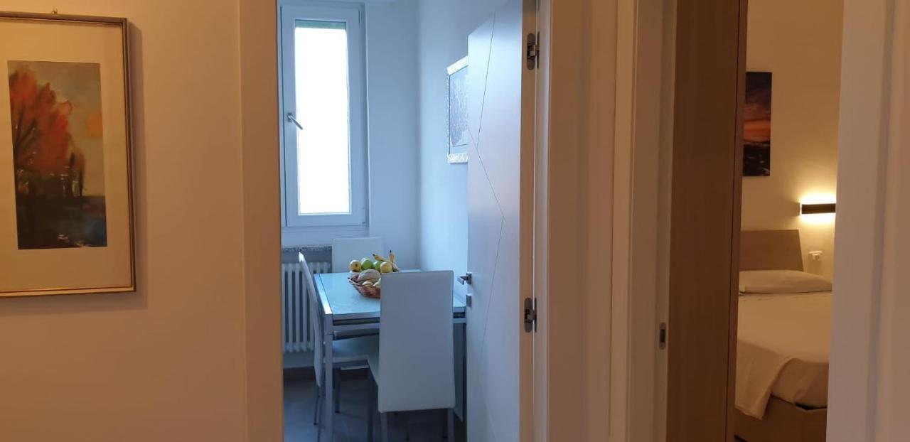 Eagle Rooms Riva del Garda Buitenkant foto