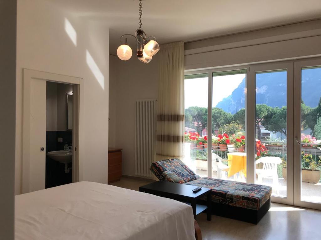 Eagle Rooms Riva del Garda Buitenkant foto