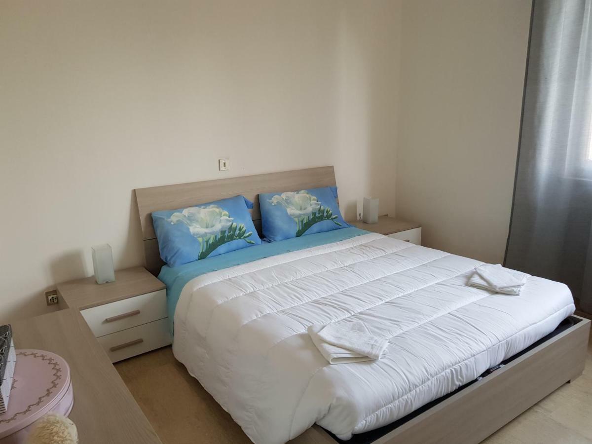 Eagle Rooms Riva del Garda Buitenkant foto
