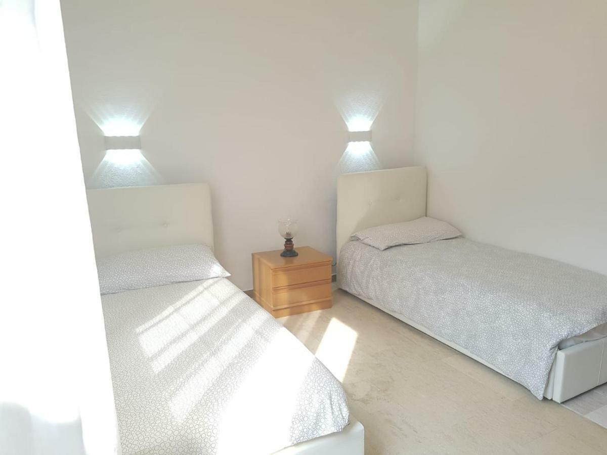 Eagle Rooms Riva del Garda Buitenkant foto