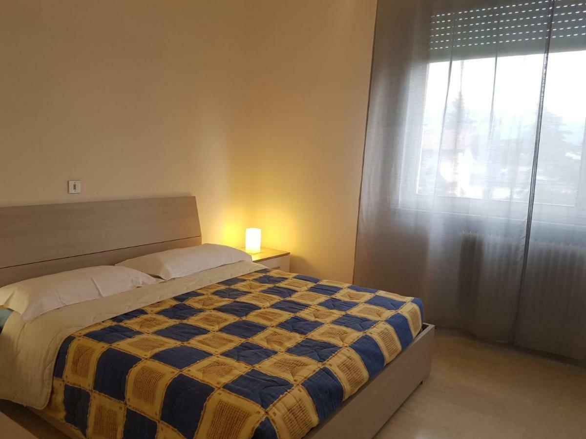 Eagle Rooms Riva del Garda Buitenkant foto