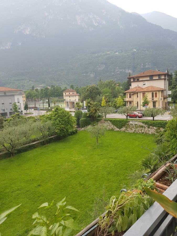 Eagle Rooms Riva del Garda Buitenkant foto