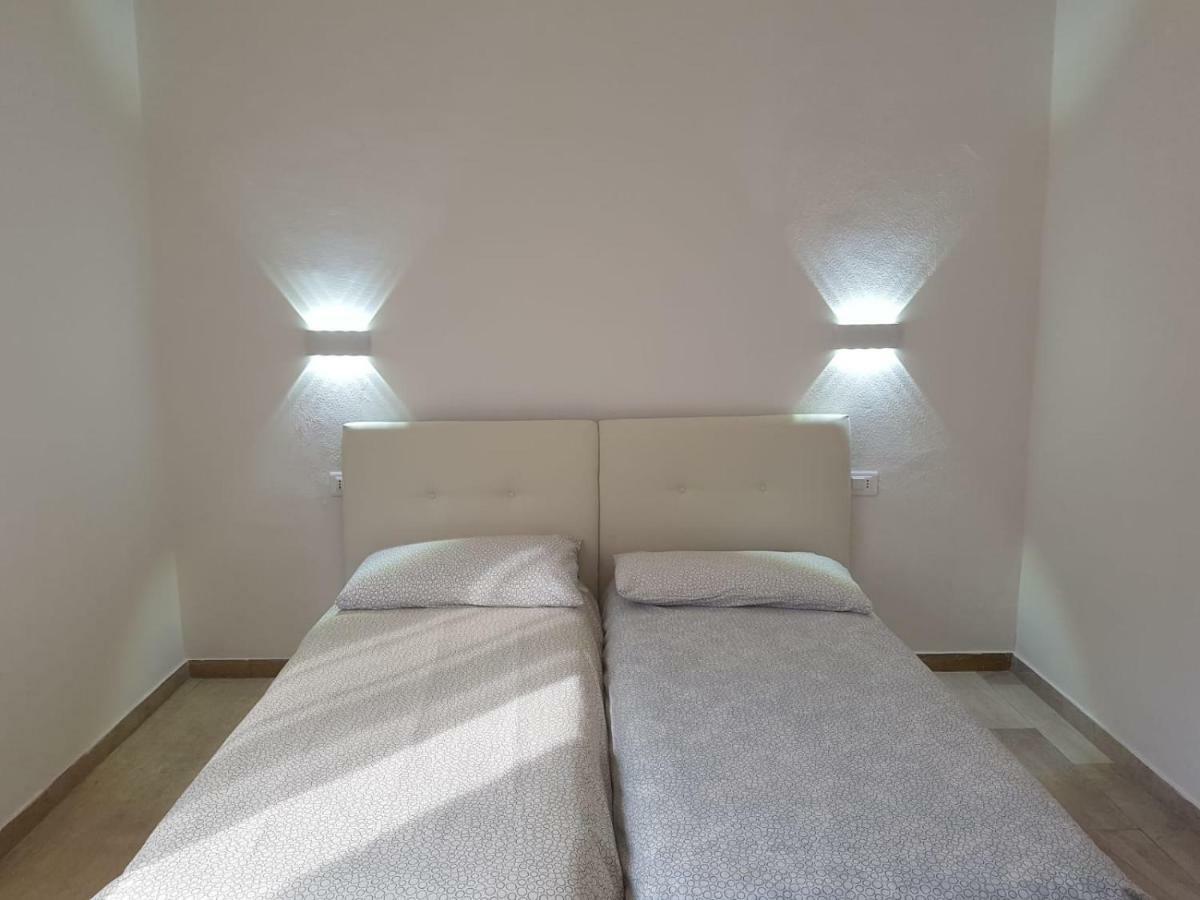 Eagle Rooms Riva del Garda Buitenkant foto